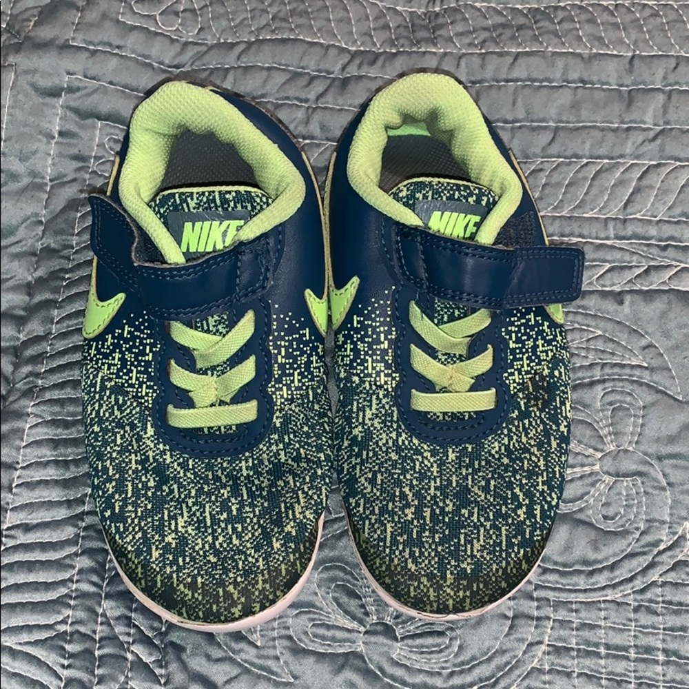 Nike shoes
